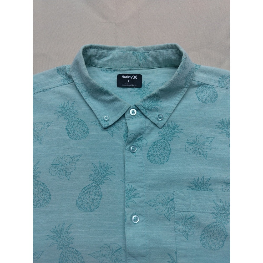 Hurley Mens Light Blue With Pineapple Design Size XL